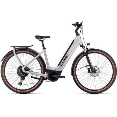 Cube Touring Hybrid Pro 625 Tiefeinsteiger Trekking E-Bike 2023 | pearlysilver´n´black