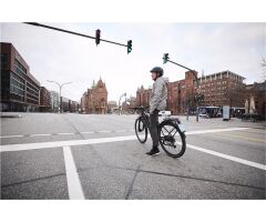Giant Explore E+ Pro 45 GTS Trekking Ebike 2024 | black gloss-matt